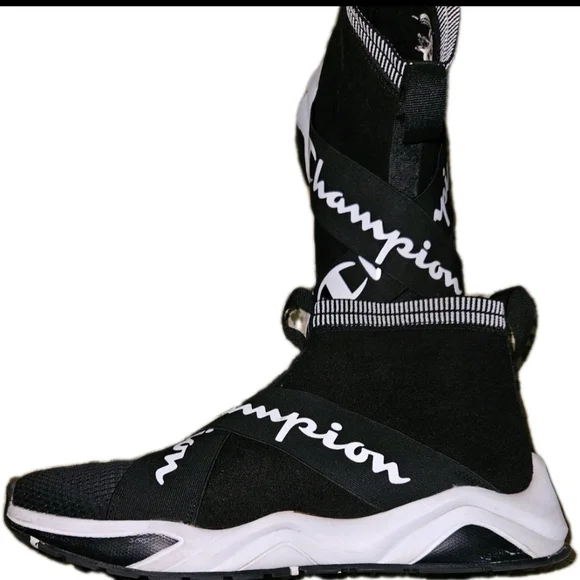 Champion Mens Black and White Crossiver Sneakers - Picture 6 of 12